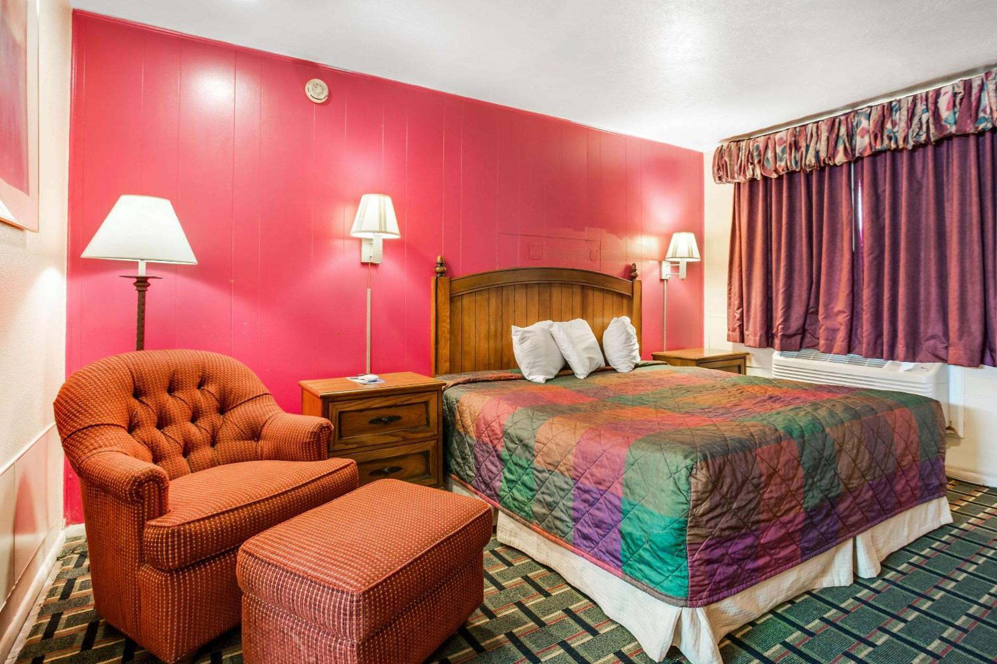 Rodeway Inn & Suites Ратон Екстер'єр фото